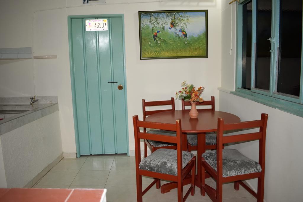Cafe Inn Casa Hotel Montenegro Luaran gambar