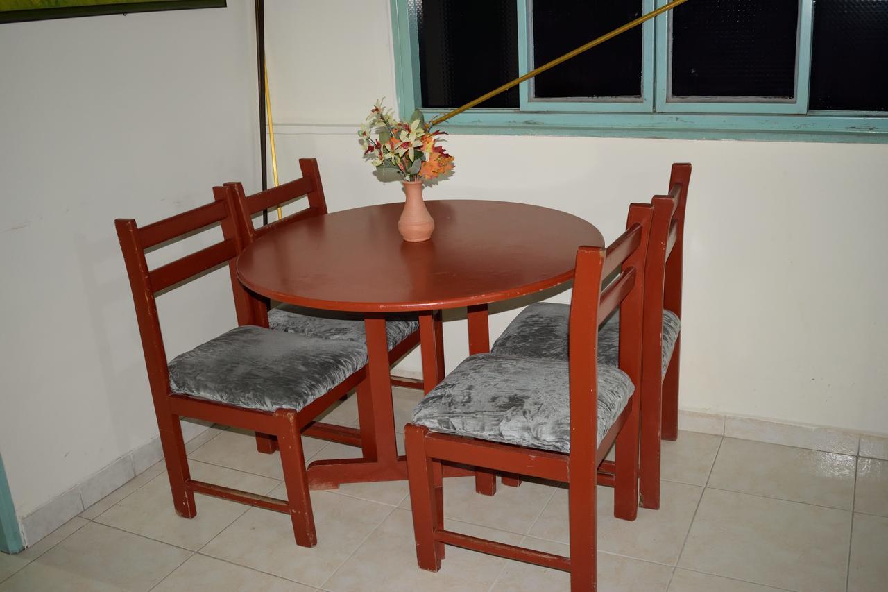 Cafe Inn Casa Hotel Montenegro Luaran gambar